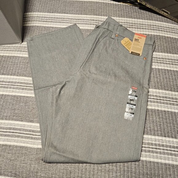 LEVI 501 Men's Jean Shrink-to-Fit Size 42x32 Original - Picture 1 of 9